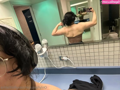 sexyfeetlatina - That post-workout shower