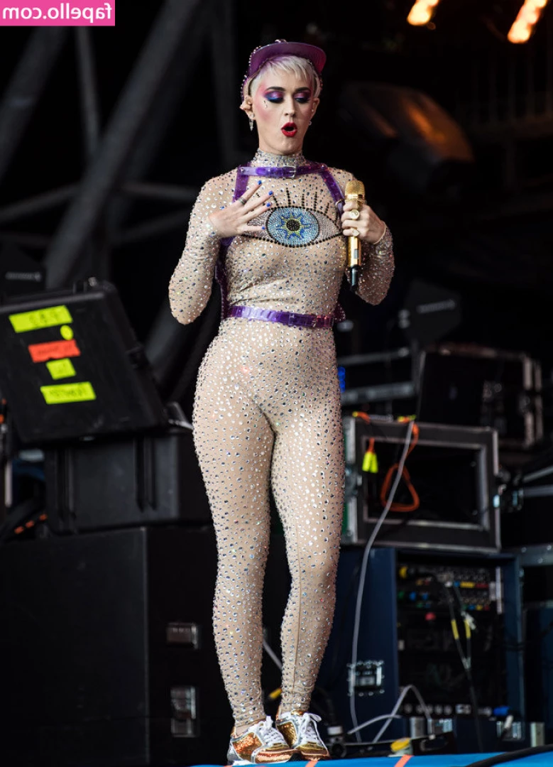 KatyPerry - Hi baby