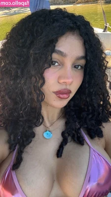 Barbara Ramirez [ barbara-ramirez ] - I love being free under my skirt