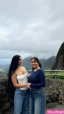 Barbara Ramirez [ barbara-ramirez ] - Wonder what kind of manifestations will come true