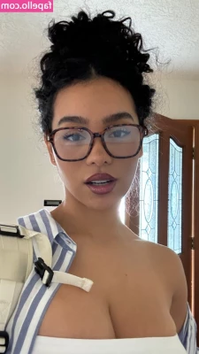 Barbara Ramirez [ barbara-ramirez ] - i wanna wear this for you