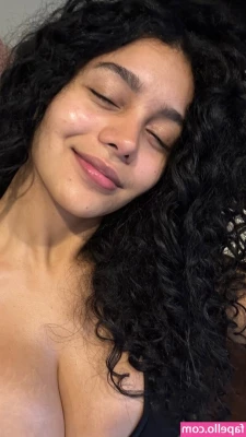 Barbara Ramirez [ barbara-ramirez ] - It's Show Me Saturday, y'all! Ask me how I'm celebrating.