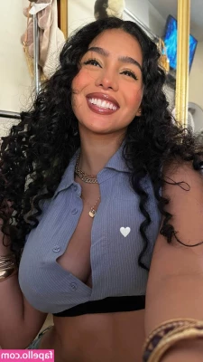 Barbara Ramirez [ barbara-ramirez ] - Who want smoke with me