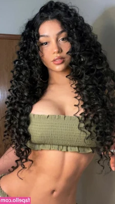 Barbara Ramirez [ barbara-ramirez ] - Would you like to take a quickie with me in the elevator