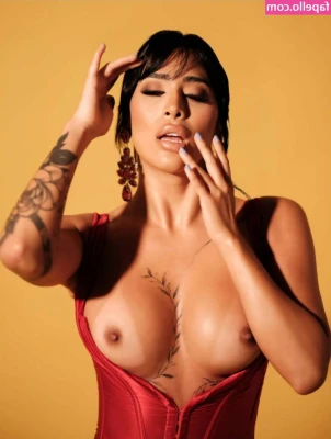 Kim Shantal [ kim-shantal ] - ahahahahah so when i was exporting this video i did it twice. the