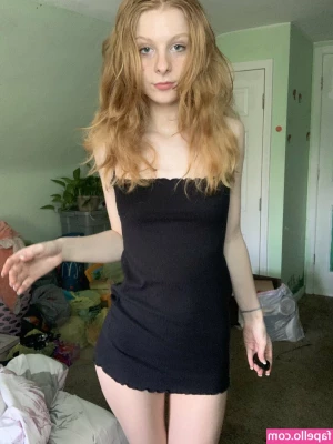 strawberrigirli - Show me Saturday!  I’ll show you ALL of me!  DM to see….