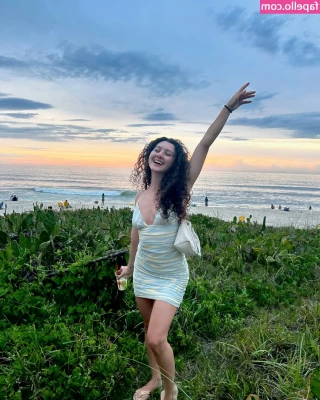 Lorena Tucci [ lorena-tucci-1 ] - After a full day at the day job  I look like this     -Your Sexy
