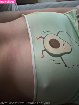mumwiththebumvip - Stream started at 01/14/2024 08:32 pm  Hello help stuff me