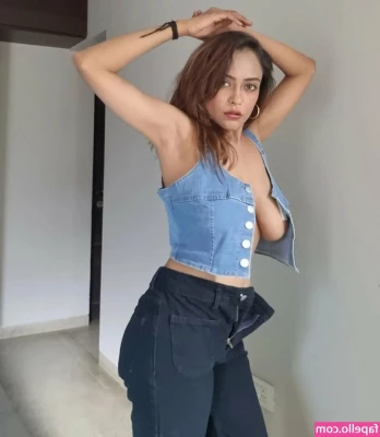 Nehal Vadoliya [ nehal-vadoliya ] - And here s something for all my ass guys