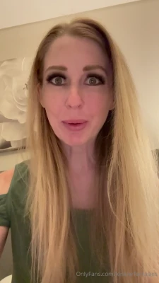 kinkierfantasies - I want that you will play with my hard nipples😜