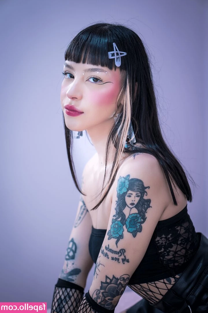 unachimbaherida - I look so good in the sun