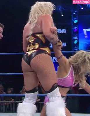 Taya Valkyrie [ taya-valkyrie ] - Monday- Questions and Ass   Today I was asked about "Cunt Busting" ,