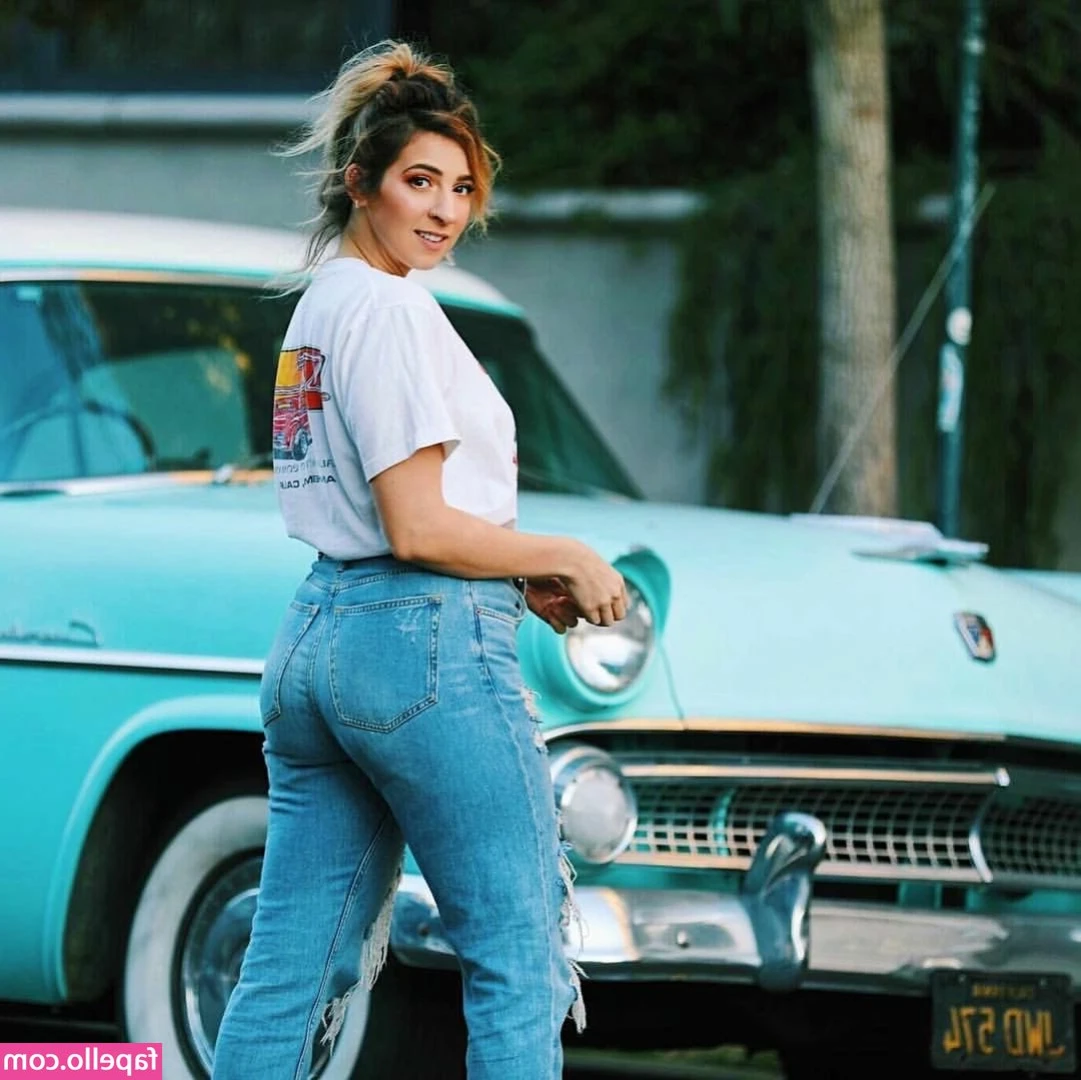 Gabbie Hanna [ gabbie-hanna ] - I loveee missionary... daddy go real DEEP 🥴💦💦💦
