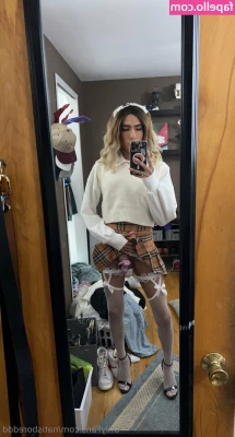 natisboreddd - Enjoy this 8-minute video where I slowly take off my clothes for you
