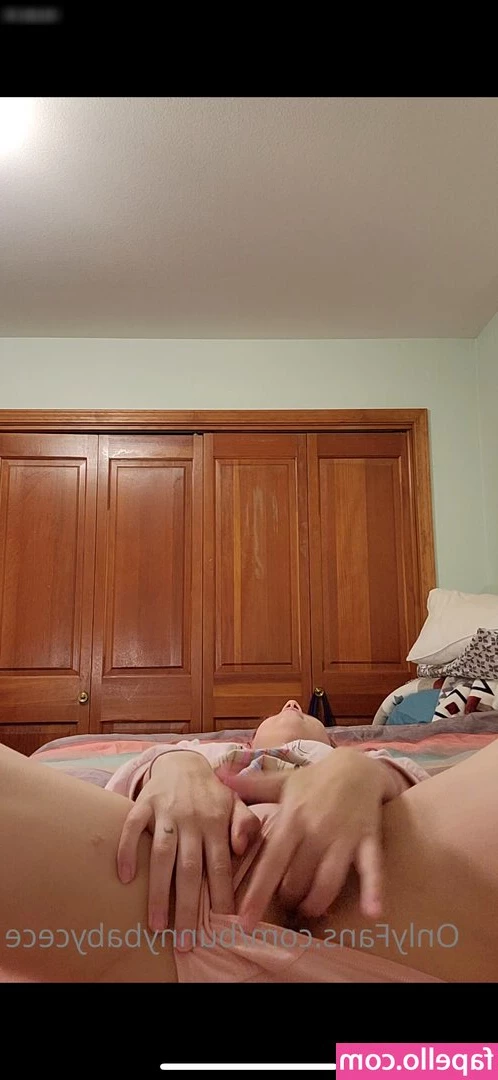 Bunnybabycece - Just some wedgies and a ripping to get your weekend started  wedgies