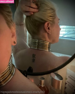 aussiebondagegirl - Aquí muy caliente con este frío