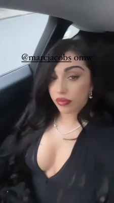  [ lourdes-leon ] - Sum to lick