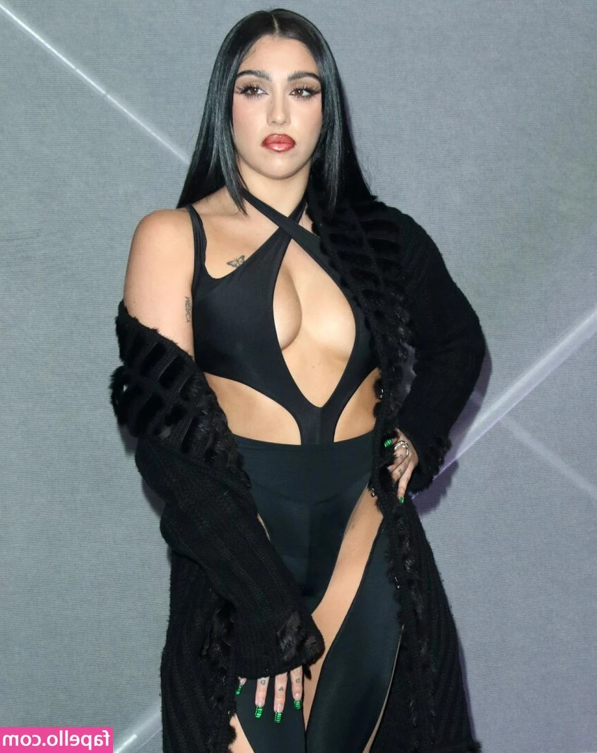 Lourdes Leon [ lourdes-leon ] - He knows he s in control  that s what makes him Daddy