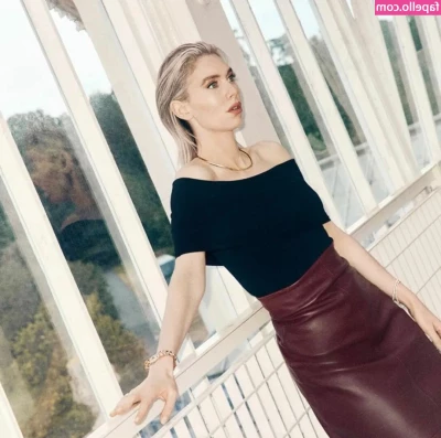 Vanessa Kirby [ vanessa-kirby ] - still a newbie here 🥳