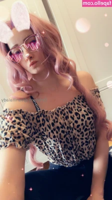 vanillalady - Some stills from the video that’s waiting in your inbox rn!