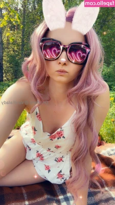 vanillalady - Im online sexting over on @jessicabarton  Come and say hi!!