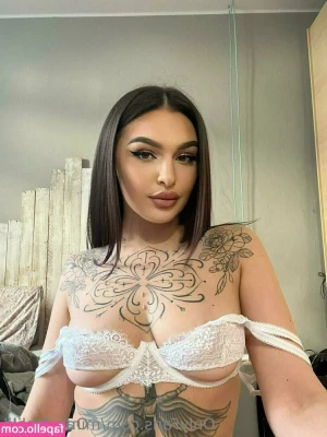 mirandahalil - Saturday fun content making!!
