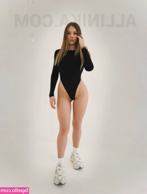 Allinika [ allinika-3 ] - Where would you touch me first?