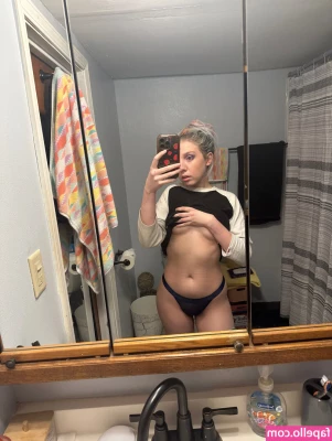 Aspyn Rose [ aspyn-rose ] - Midday mirror selfies   a little chilly in my apt  can you tell