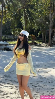 Mia_Jeen [ mia-jeen ] - Babe   sorry dass von mir momentan relativ wenig kommt - aber ich