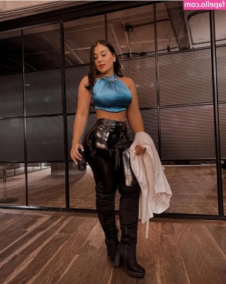 Adrianalobo - Bend me over and show me a good time daddy   I m drippy wet from