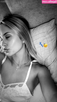 Davina Geiss [ davina-geiss ] - Happy New Year Everyone  StayHorny