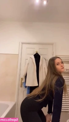 Davina Geiss [ davina-geiss ] - 💦PLAY WITH MY SWEET TASTY ASSHOLE💦 🔥FINALLY you'll say :)