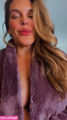 Gabi Garcia [ gabi-garcia ] - Because naughty is nice!🐱🙊🐈 #erotic #sensual #closeup 🤤