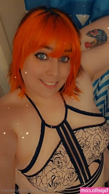 gina.solx [ gina-solx ] - If you wanna buy the content of me and my sister its 75  text me now