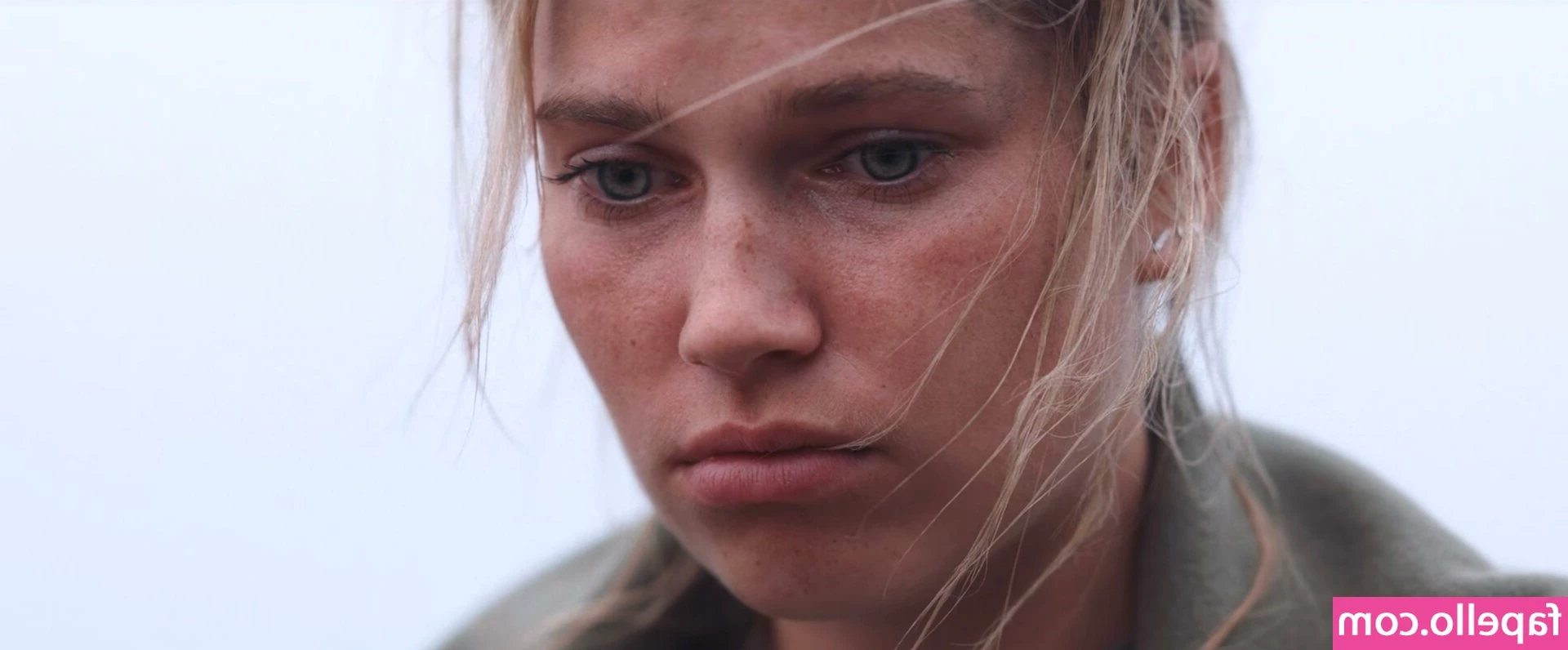 Thea Sofie [ thea-sofie ] - hands
