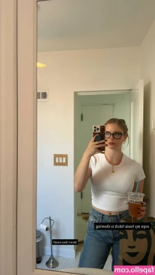 Erin Moriarty [ erin-moriarty ] - No panties...😊