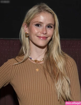 Erin Moriarty [ erin-moriarty ] - A queen or a serving wench  Which one would you rather fuck   As a