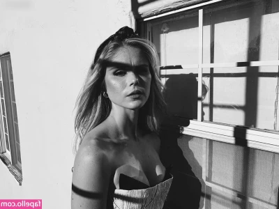 Erin Moriarty [ erin-moriarty ] - Letting you In On a Secret  I have a really big secret  I love