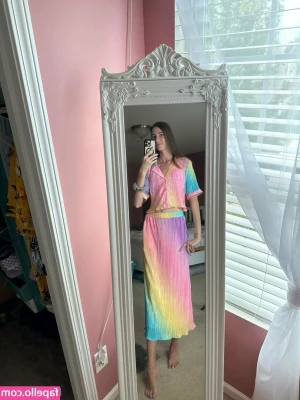 blissfulellie - Just getting out of these clothes 🤭🤭