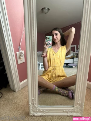 blissfulellie - Has your little kitten drained your balls yet this year?