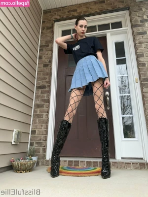 blissfulellie - I ve lost all resistance and crossed some border line