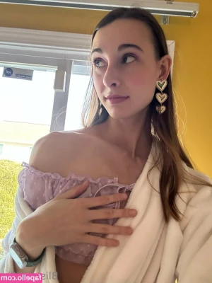 blissfulellie - Simple is sexy 🤍