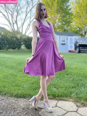 blissfulellie - Oh, hi there 😇