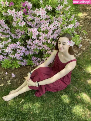 blissfulellie - I WANT ANAL RIGHT NOW