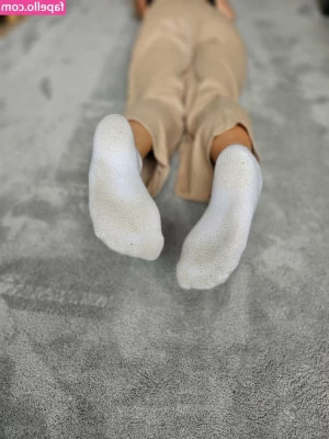 lana_von_winter [ lana-von-winter ] - 2 photos today