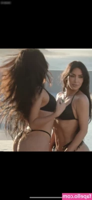 Kylie Jenner [ kylie-jenner-1 ] - I have been getting so many new subscribers lately.. and I am SO