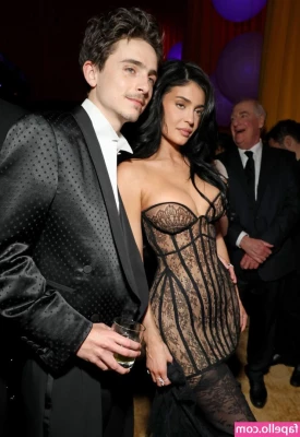 Kylie Jenner [ kylie-jenner-1 ] - Can I be your superhero the dickslayer?? LOL 🥰😛😅
