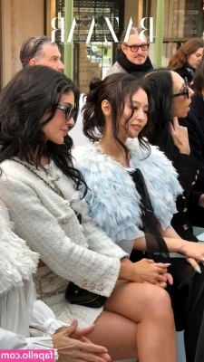 Kylie Jenner [ kylie-jenner-1 ] - Mouth or tits where are you cumming? 👅🍆