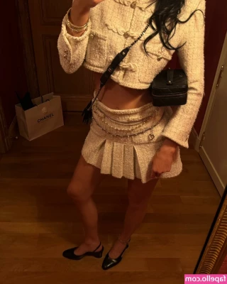 Kylie Jenner [ kylie-jenner-1 ] - I need my cock sucked