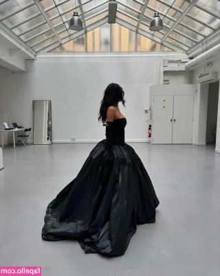 Kylie Jenner [ kylie-jenner-1 ] - NOUVEAU  CREAMPIE  Il doigte ma chatte pleine de sperme et il me met